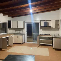 واحد ۱۳۰ متر واقع در محمدحسین اباد