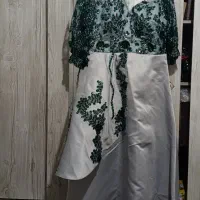 لباس مجلسی|لباس|بومهن, |دیوار