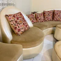 مبل راحتی و میز