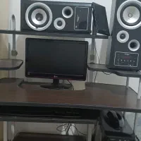 کیس و میز کامپیوتر