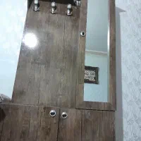 جاکفشی اینه دار