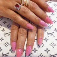 خدمات ناخن با تخفیف ویژه یلدا|خدمات آرایشگری و زیبایی|سیرجان, |دیوار