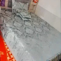 تخت دونفره و گهواره نوزاد|تخت و سرویس خواب|کاشان, باغچه فیض|دیوار