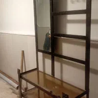 رخت آویز آینه دار|کتابخانه، شلف، قفسه‌های دیواری|قم, قلعه کامکار|دیوار