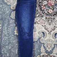 شلوار لی و پارچه‌ای