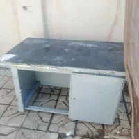 میز اداری فلزی