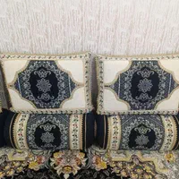 بالشت و پشتی