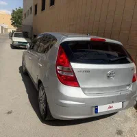 هیوندا i30