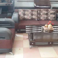 مبل نیم ست همراه میز وعسلی
