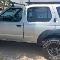 نیسان رونیز، مدل ۱۳۸۲