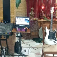 گیتار الکتریک اریا