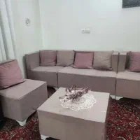 یک دست مبل ال هفت نفره بامیز و کوسن