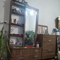 میز آرایشی و پاف و تخت اپلاسیون وصندلی اصلاح