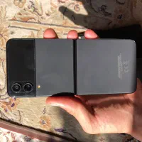 z flip 4 معاوضه با آیفون iphone|موبایل|تهران, سعادت‌آباد|دیوار