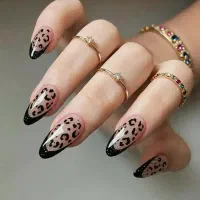 تخفیف ویــژه آمــوزش و خدمات ناخن ولیفت و لمینت