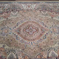 دو عدد فرش ۶ متری