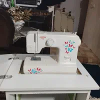 چرخ خیاطی و ماشین لباسشویی اتومات