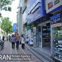 ۱۵متر مغازه / ۱۰ متر بالکن / سه راه جمهوری