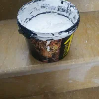 رنگ سفید تمام پلاستیک