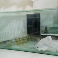 آکواریوم بزرگ مثلثی