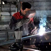 استخدام جوشکار حرفه ای