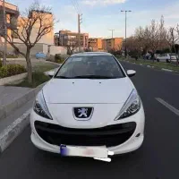 ۲۰۷پانا ۱۴۰۴ سقف شیشه ای