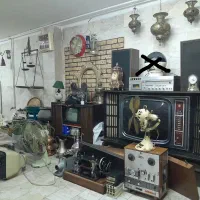 لوازم آنتیک و قدیمی سالم یکجا بفروش میرسد