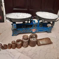 ترازو سنگی قدیمی ۲۰ کیلویی با سنگ