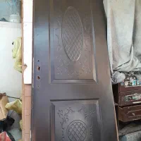 درب ورودی و اتاق