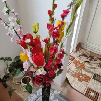 دسته گل مصنوعی همراه با گلدان تزیینی|گل مصنوعی|بیرجند, |دیوار