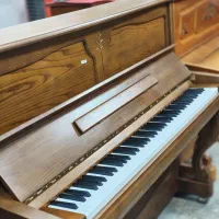 پیانو آکوستیک یانگ چانگ