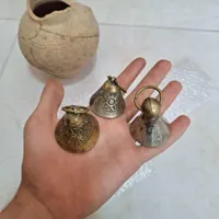 سه عدد مهر برنج و نقره با کوزه|کلکسیون اشیاء عتیقه|ساوه, |دیوار