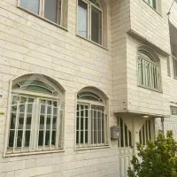 ۲۰۰متر کلنگی *جنوبی *دارای جواز ۵طبقه * پونک