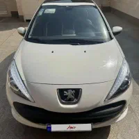 ۲۰۷سقف شیشه