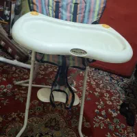 صندلی غذای‌ کودک|تخت و صندلی بچه|شاهین‌شهر, بنیاد ازدواج|دیوار