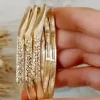 بدلیجات، النگو طلاروس