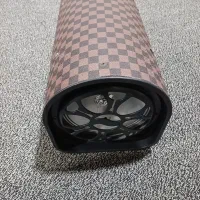 اسپیکر بزرگ نزدیک ۶۰ سانت