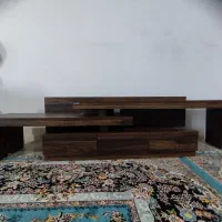 میز چوبی تلویزیون