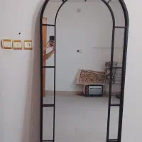 آینه ایستاده