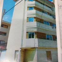 واحد-طبقه-اول-در-مهر-آیین
