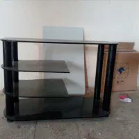 زیر تلویزیون شیشه ای