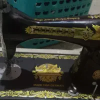 چرخ خیاطی قدیمی دستی