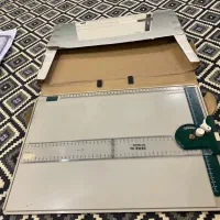 تخته رسم خط کش تی