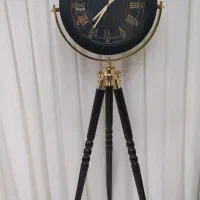 ساعت ایستاده