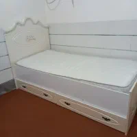 تخت خواب یک نفره|تخت و سرویس خواب|گلپایگان, |دیوار