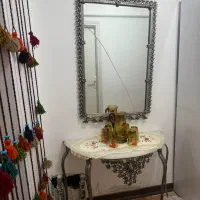 آینه و کنسول برنجی کاملا سالم