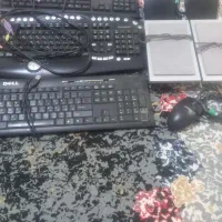 کیبورد. موس .اسپیکر