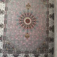 فرشی تکی|فرش|اصفهان, نقش جهان|دیوار