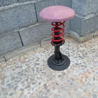 منقل و صندلی