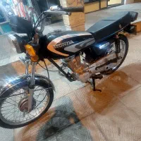 هندا۱۲۵ سیلندربزرگ۵دنده خیلی تمیزوپرشتاب|موتورسیکلت|میبد, |دیوار